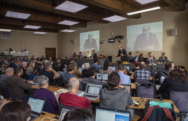Reprise des séances des conseils communaux et des votations